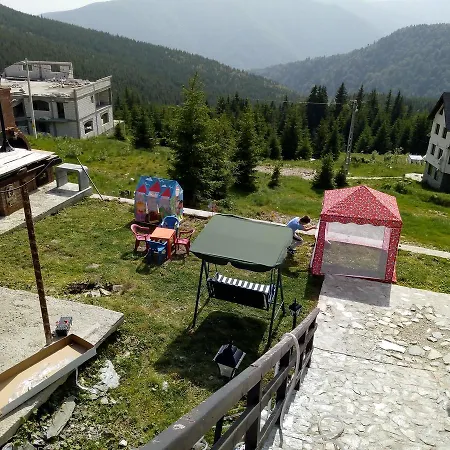 Konukevi Rustic Ana 3*